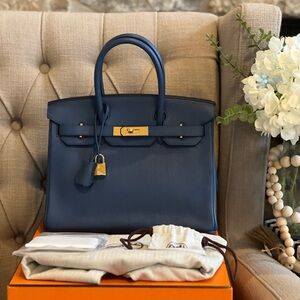 ❌SOLD❌Hermes Birkin 30 Deep Blue
Togo leather with Gold hardware